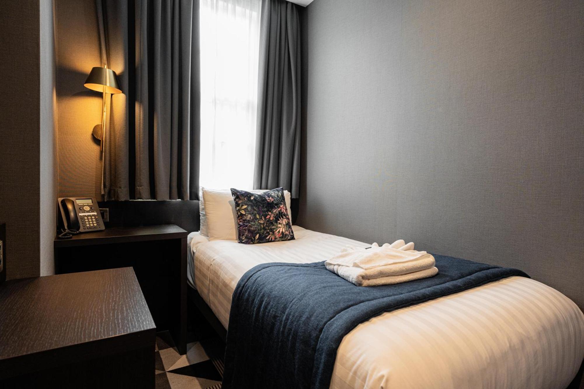 The House On Warwick Hotel Londra